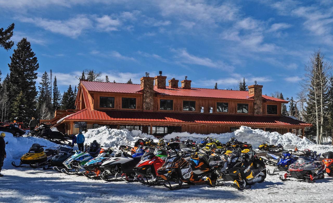 Arrowhead Mountain Lodge Cimarron Экстерьер фото